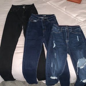 3 pairs of FashionNova Jeans